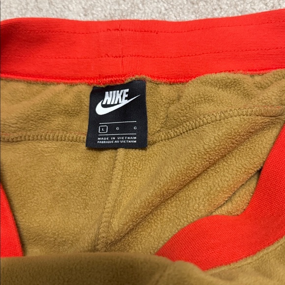 Nike Women's Sportswear Polar Joggers Tan large - Picture 7 of 7